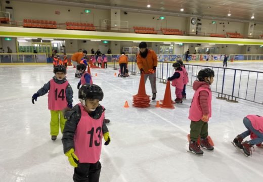 アウトドアクラブ１月活動　スケート教室Ⅱ活動報告